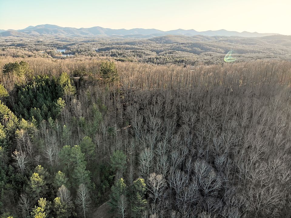 Lot shown left of center.