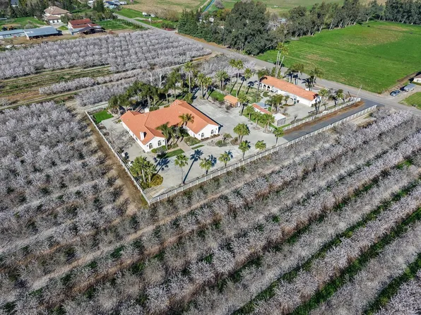 4549 McGee Ave, Modesto, CA 95357