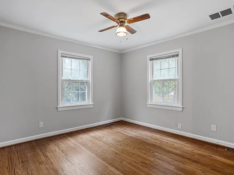 2111 Tudor Pl — Photo 20