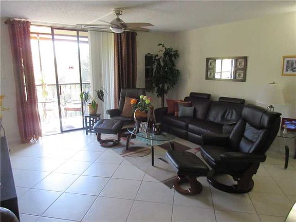 2nd image of 8005 SW 107th Ave APT 308