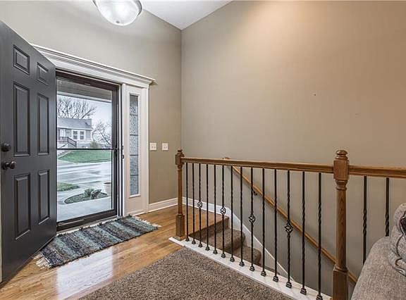 5th image of 10109 N Lawn Ave