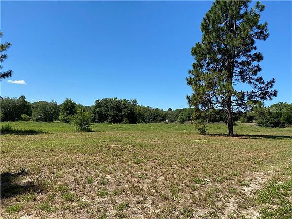 3rd image of 10722 SE 141st Avenue Rd