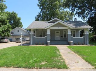 311 S 9th St, Wood River, IL