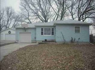 235 Joy Dr, Waterloo, IA 50701