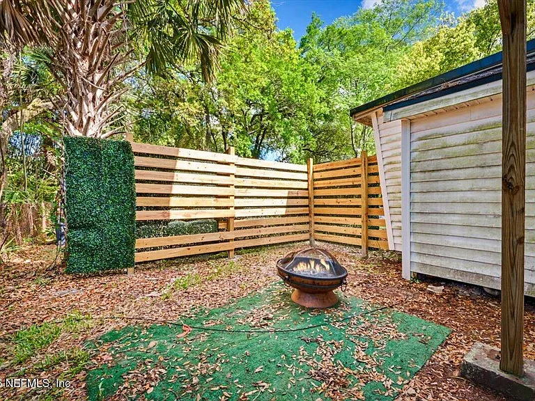 719 S Shores Rd #2 — Photo 8