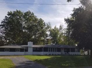1002 S Jefferson St, Centralia, MO 65240