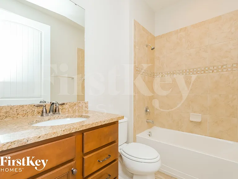 16303 Treasure Point Dr — Photo 14