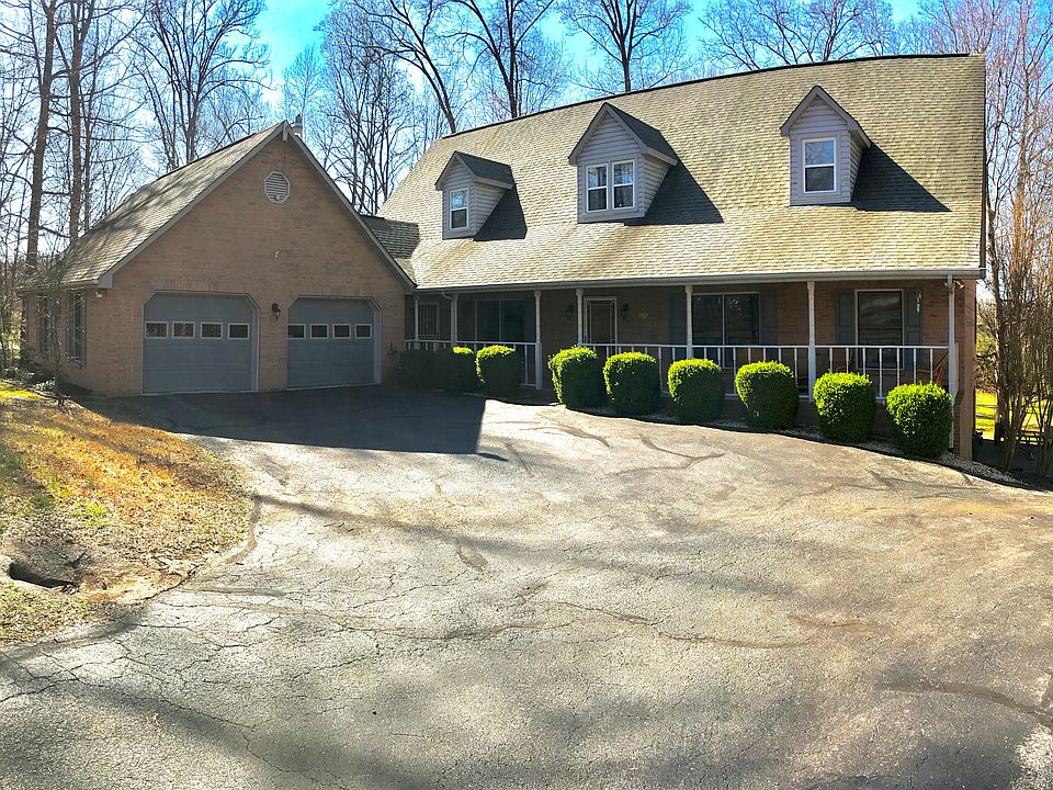 1st image of 5897 Larch Cir