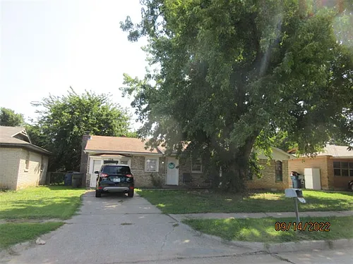1516 McDonald Dr Photo 1