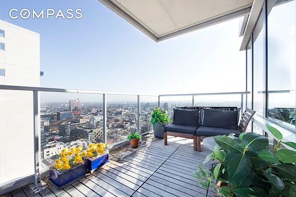 Rented by Compass | media 30