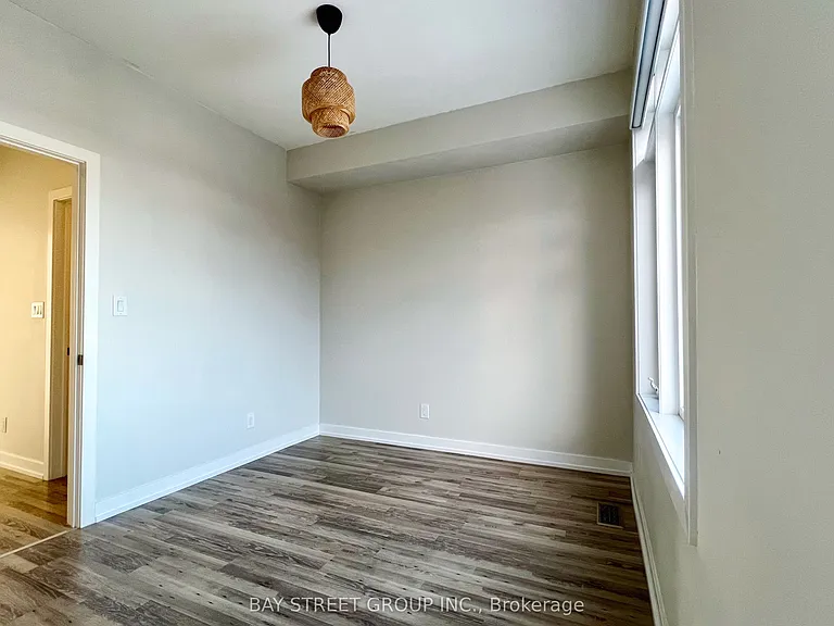 370 Red Maple Rd #13 — Photo 16