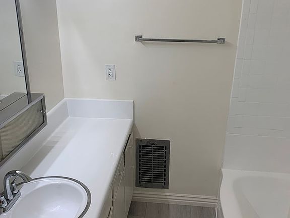 2nd image of 126 E Live Oak St APT G