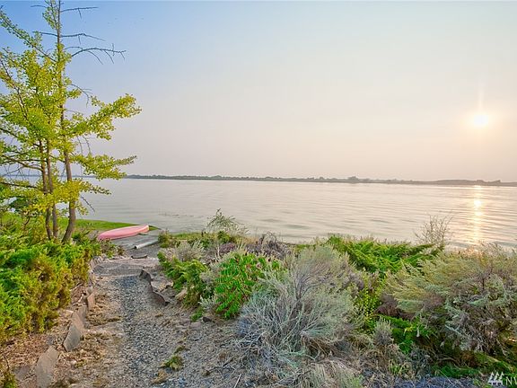 5th image of 4608 W Lakeshore Dr