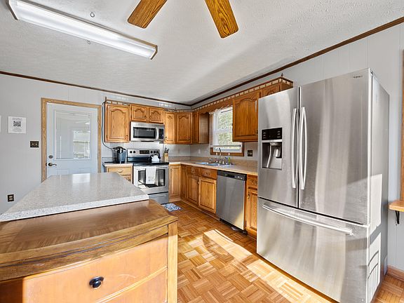 5th image of 209 Haverhill Dr