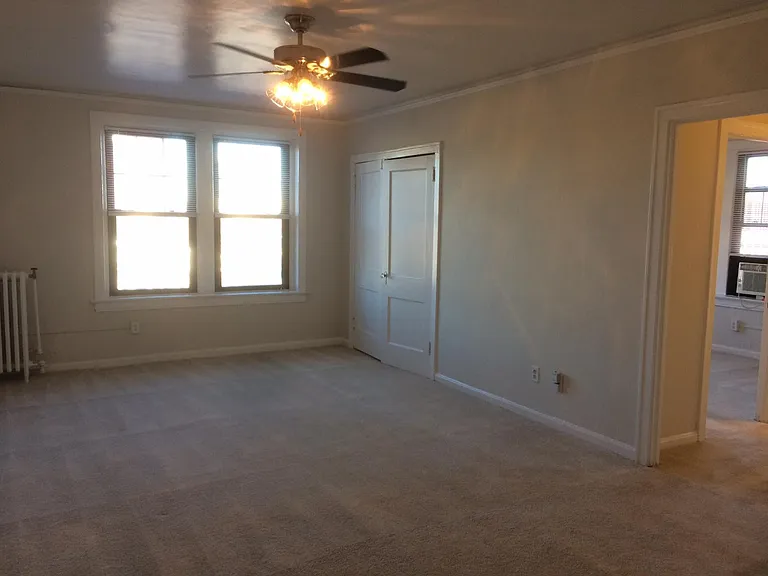 St. Regis Apartments — Photo 12