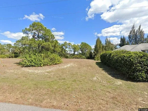 3913 NE 19th Ave, Cape Coral, FL 33909