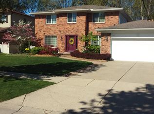 5421 Westmoreland Ct, Troy, MI 48085