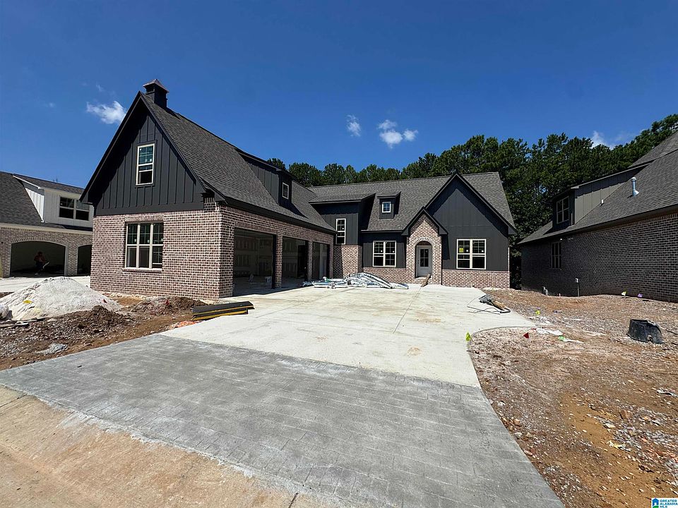 2nd image of 138 Glengerry Dr