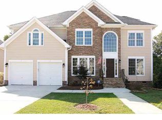 624 Doddington Dr, Rolesville, NC 27571