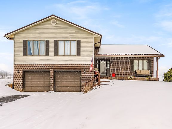 2nd image of 3858 Bainbridge Dr