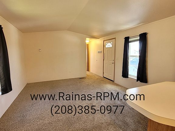 3rd image of 498 E 40th St