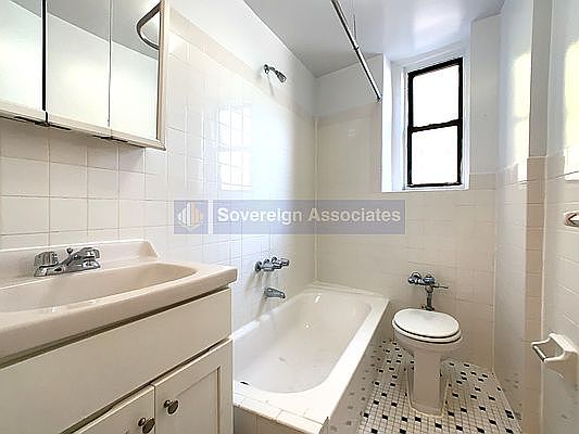 3rd image of 108 Park Ter E #A3