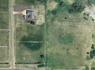 2813 5th Ave NW, Jamestown, ND 58401