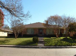 4816 Ashbrook Rd, Dallas, TX 75227
