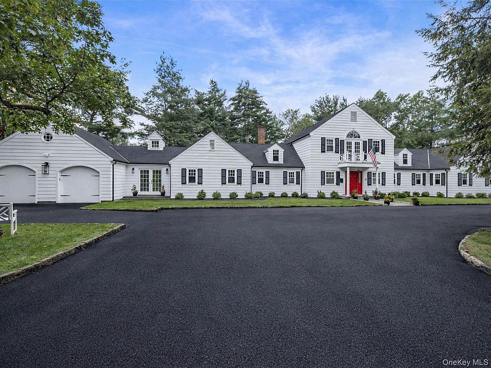 1st image of 18 Lakeside Drive