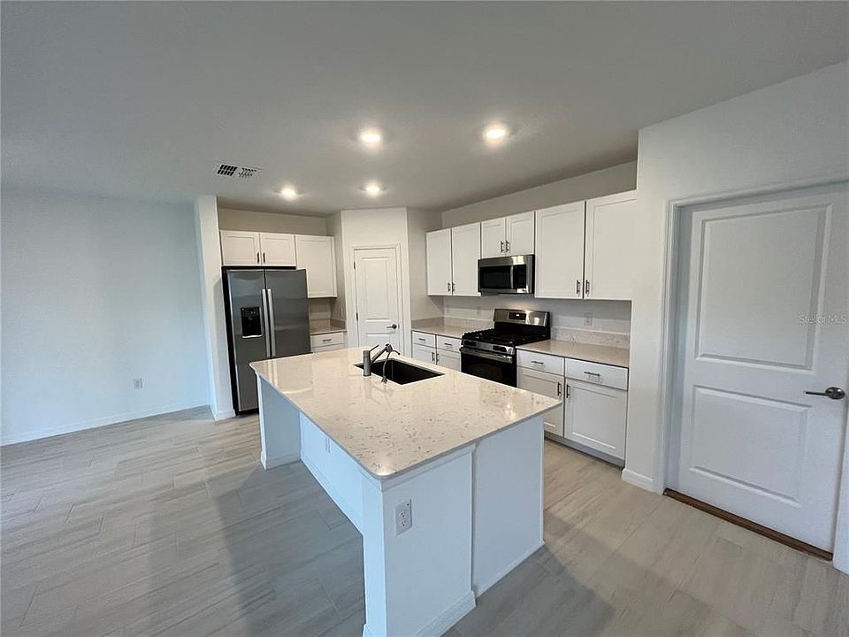 2497 Leonia Ln, Zephyrhills, FL 33541 Zillow