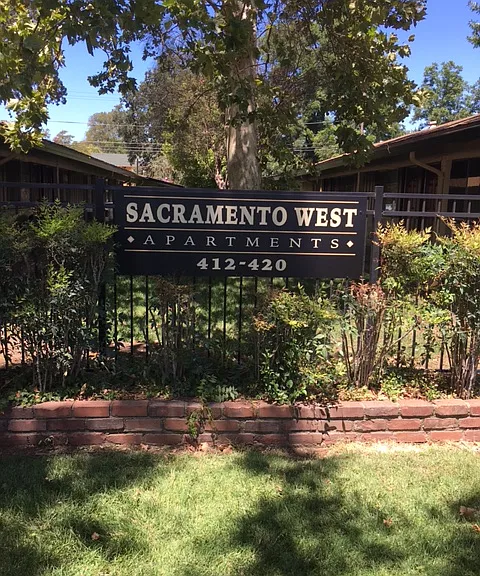 420 W Sacramento Ave #412 — Photo 1