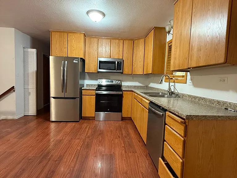 2667 Scotch Pine Dr — Photo 2