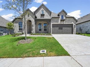 417 Lavender Dr, Van Alstyne, TX 75495