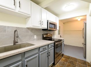 5006 7th Ave NE, Seattle, WA 98105