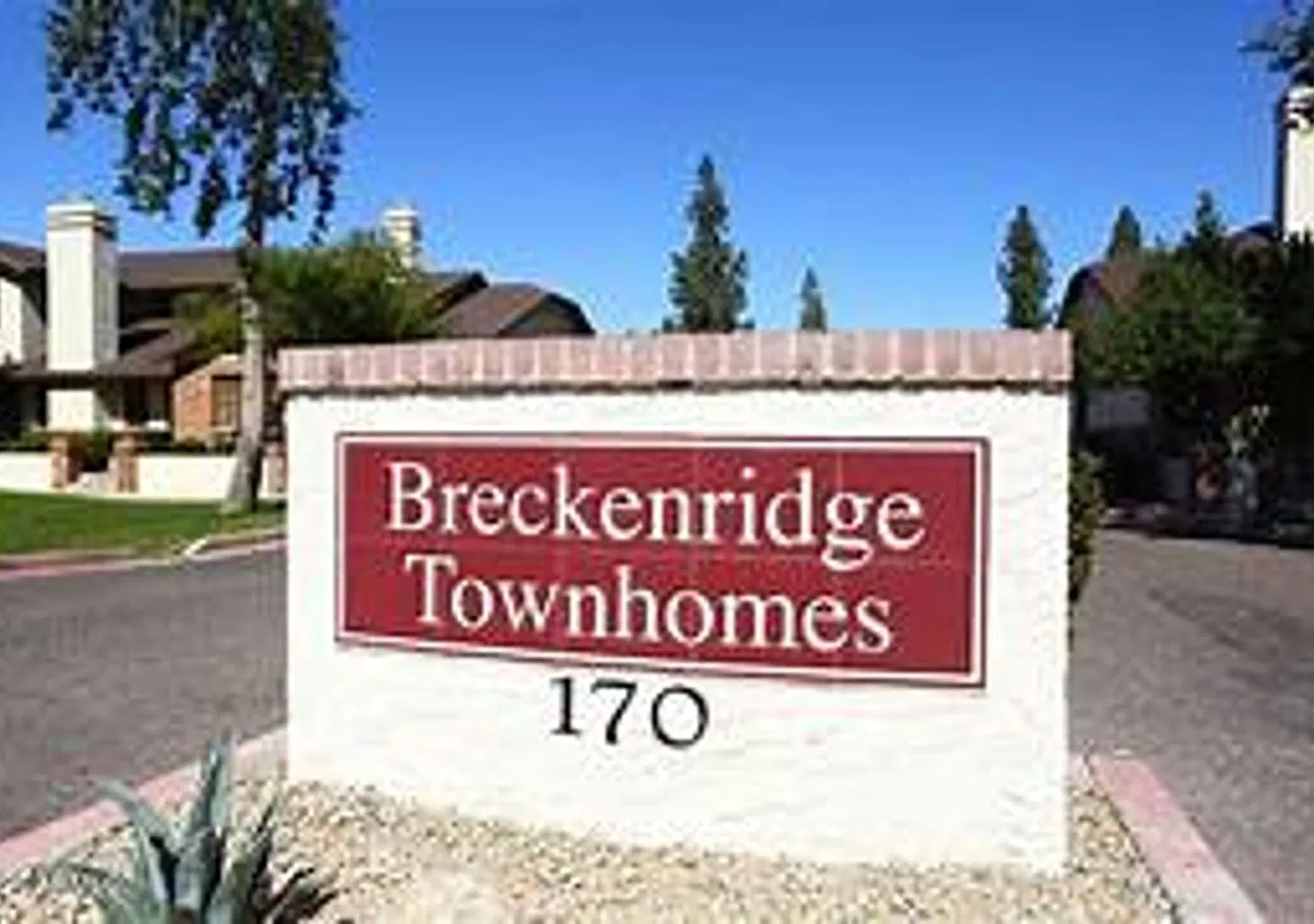 Beautiful 2 Bedroom Condo in Gilbert — Photo 2