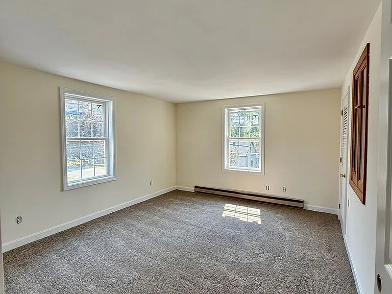 37 Groton School Rd — Photo 7