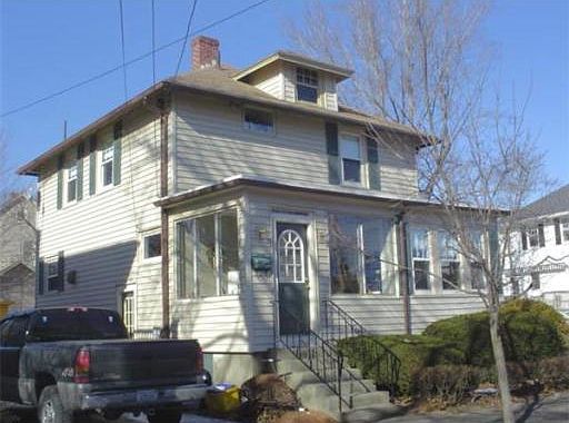 1st image of 11 Willow Ave