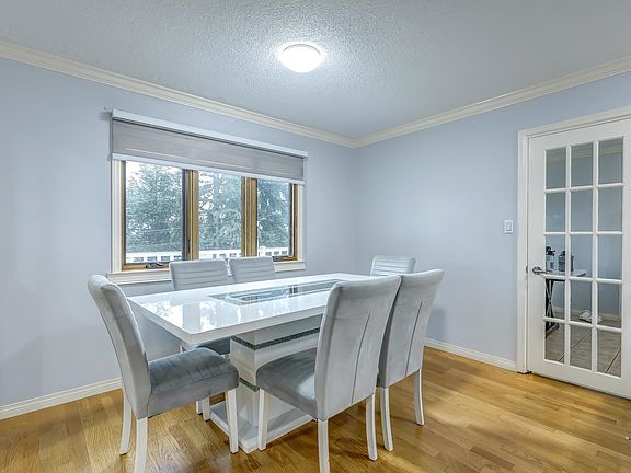4th image of 7554 Filey Dr