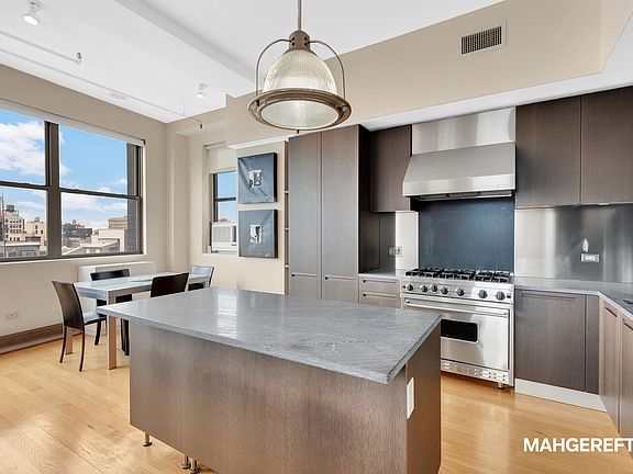 2nd image of 195 Bowery APT 10