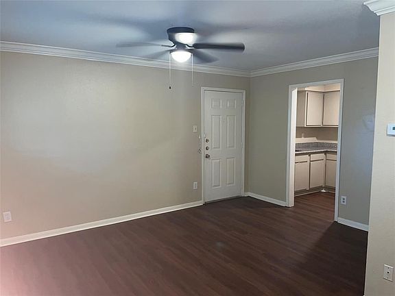 4th image of 4710 Airport Blvd APT 206