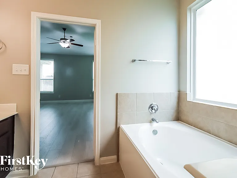 30807 Gardenia Trace Dr — Photo 12