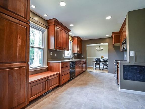 5th image of 4223 Wynfield Pl