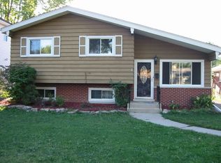 892 S Hawthorne Ave, Elmhurst, IL