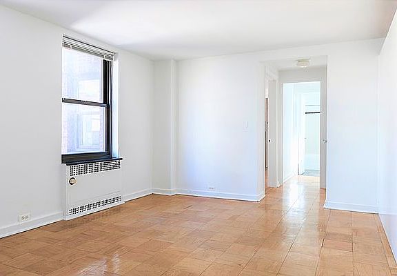 5th image of 108 E 38th St APT 1501