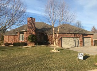 4207 Oak Haven Dr, Nixa, MO 65714