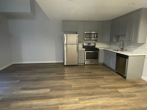 4th image of 3501 Jasmine Ave APT 10