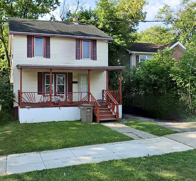 232 Cottage St — Photo 1