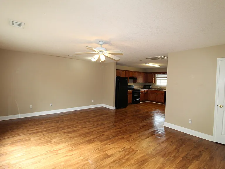 1479 Crossway Cottages Ln #B — Photo 2