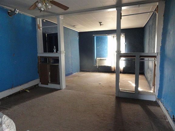 5th image of 1600 Montezuma St