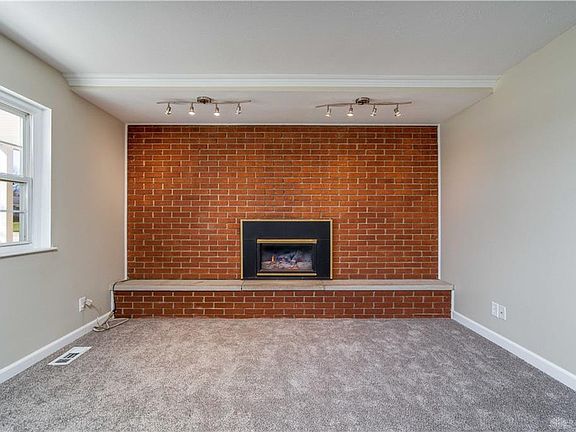 4th image of 417 Nies Ave